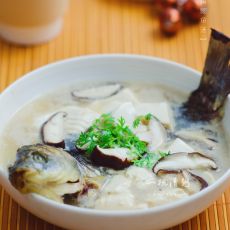 香菇豆腐鲫鱼汤的做法步骤