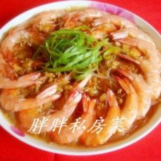 蒜蓉粉丝蒸大虾的做法 蒜蓉粉丝蒸大虾的做法