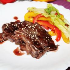 红酒牛仔骨的做法 红酒牛仔骨的做法