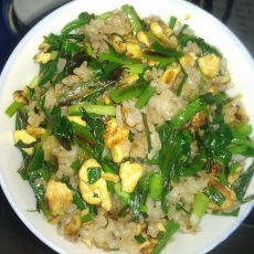 韭菜蛋炒饭的做法 韭菜蛋炒饭的做法