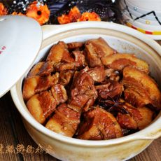 腊味五花肉砂锅豇豆煲的做法 腊味五花肉砂锅豇豆煲的做法