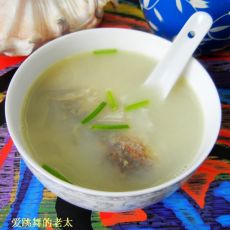 砂锅鲫鱼汤的做法步骤