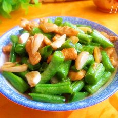 蒜香豆角炒鸡丝的做法步骤
