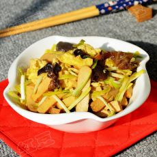 蒜黄香干炒鸡蛋的做法 蒜黄香干炒鸡蛋的做法