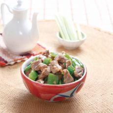 蚝油青椒牛肉的做法 蚝油青椒牛肉的做法