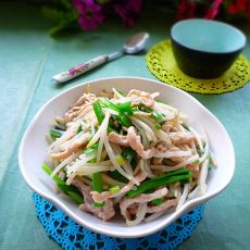 韭菜银芽炒肉丝的做法步骤