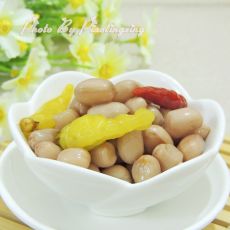 泡椒花生的做法 泡椒花生的做法