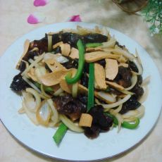 豆干炒木耳的做法 豆干炒木耳的做法