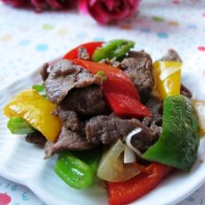 彩椒牛肉片的做法 彩椒牛肉片的做法