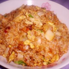 辣白菜炒饭的做法 辣白菜炒饭的做法