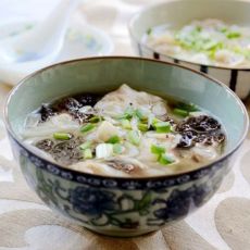 虾仁鲜肉馄饨的做法 虾仁鲜肉馄饨的做法