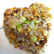 充满爱的蛋炒饭的做法 充满爱的蛋炒饭的做法