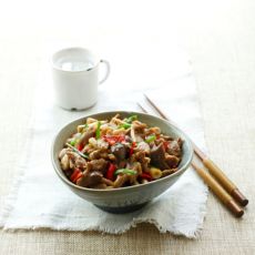 鲜茶树菇爆炒鸭肉的做法 鲜茶树菇爆炒鸭肉的做法