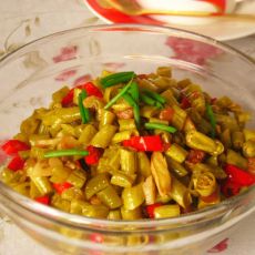 酸豆角炒腊肉的做法 酸豆角炒腊肉的做法
