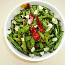 家常炒长豆角的做法 家常炒长豆角的做法