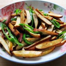 尖椒豆干的做法 尖椒豆干的做法