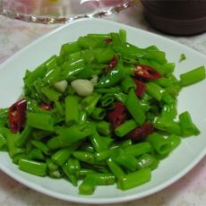 辣炒空心菜的做法 辣炒空心菜的做法