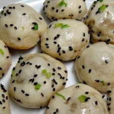 生煎小馒头的做法 生煎小馒头的做法