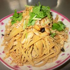 凉拌白菜豆腐皮的做法 凉拌白菜豆腐皮的做法