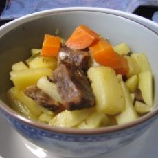 牛肉炖土豆的做法 牛肉炖土豆的做法