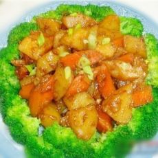 孜然土豆扒西兰花的做法 孜然土豆扒西兰花的做法