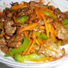 青椒胡萝卜丝炒牛肉的做法步骤