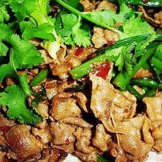 孜然羊肉韭菜花的做法 孜然羊肉韭菜花的做法