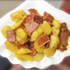 咖哩烧土豆牛肉的做法 咖哩烧土豆牛肉的做法