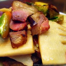 腊肉炒竹笋的做法 腊肉炒竹笋的做法