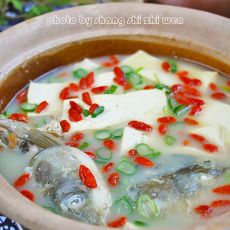 砂锅鱼杂豆腐煲的做法 砂锅鱼杂豆腐煲的做法