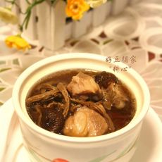 茶树菇排骨汤的做法 茶树菇排骨汤的做法