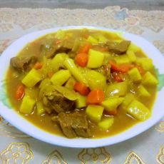 咖喱牛肉炖土豆的做法 咖喱牛肉炖土豆的做法