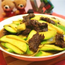 云南小瓜炒牛肉的做法 云南小瓜炒牛肉的做法