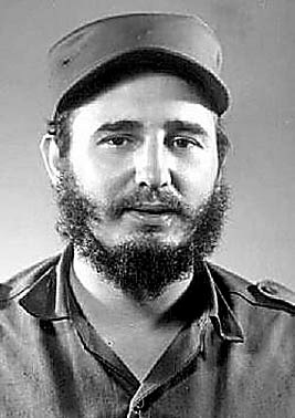 卡斯特罗掀起反独裁统治的武装斗争，古巴革命爆发