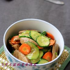 黄瓜炒猪肝的做法 黄瓜炒猪肝的做法