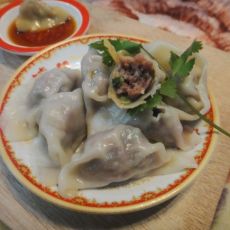 香菜牛肉饺子的做法步骤