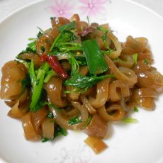 香菜炒猪皮的做法步骤